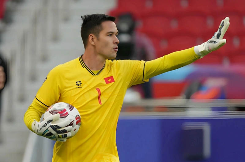 de-filip-nguyen-du-bi-tai-aff-cup-hlv-kim-sang-sik-chinh-thuc