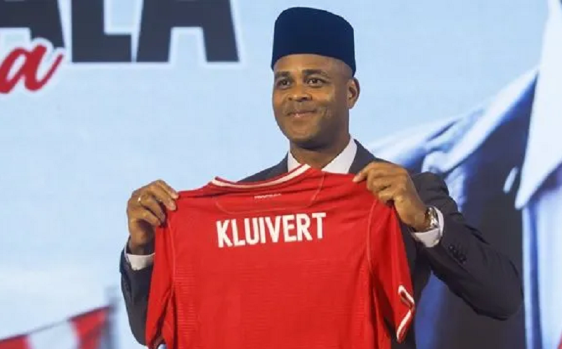 vua-moi-nham-chuc-hlv-truong-patrick-kluivert-da-khien-dan-mang-indonesia-nong