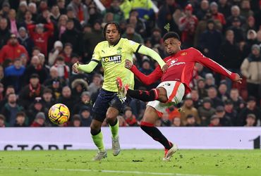 Manchester United vs Southampton (03:00 – 17/01)