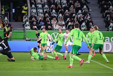 VfL Wolfsburg vs Holstein Kiel (02:30 – 25/01)